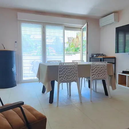 Le Victoria-centre Ville-piscine-parking Prive-wi-fi *