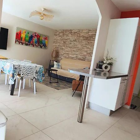 Le Victoria-centre Ville-piscine-parking Prive-wi-fi