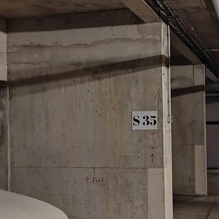 아파트 Le Victoria-centre Ville-piscine-parking Prive-wi-fi 히에레